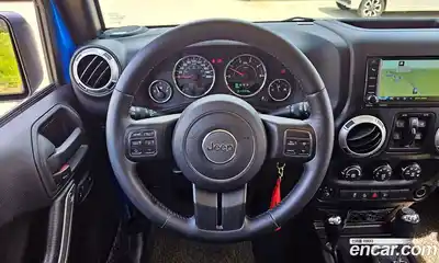 Jeep Wrangler 2015 2.8 автомат (гидро), миниатюра 12