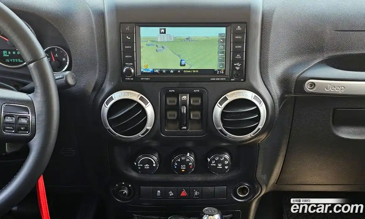 Jeep Wrangler 2015 2.8 автомат (гидро), фото 14