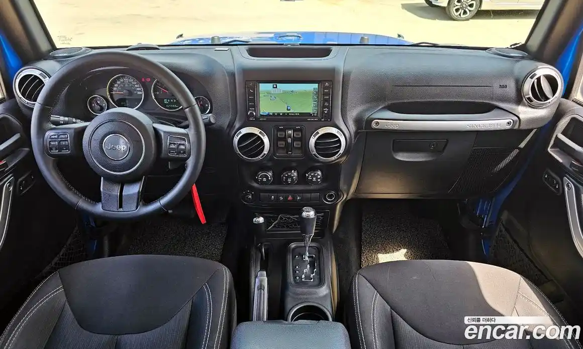 Jeep Wrangler 2015 2.8 автомат (гидро), фото 7