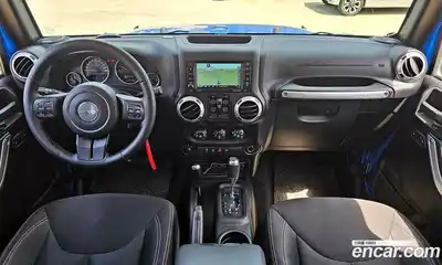 Jeep Wrangler 2015 2.8 автомат (гидро), миниатюра 7