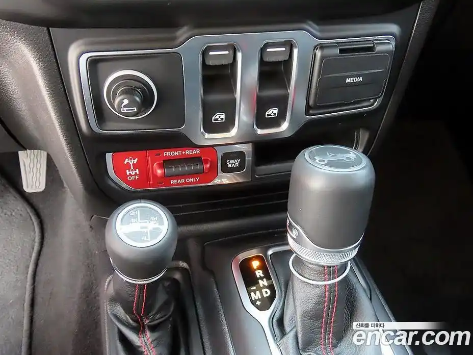 Jeep Wrangler 2020 2.0 автомат (гидро), фото 12