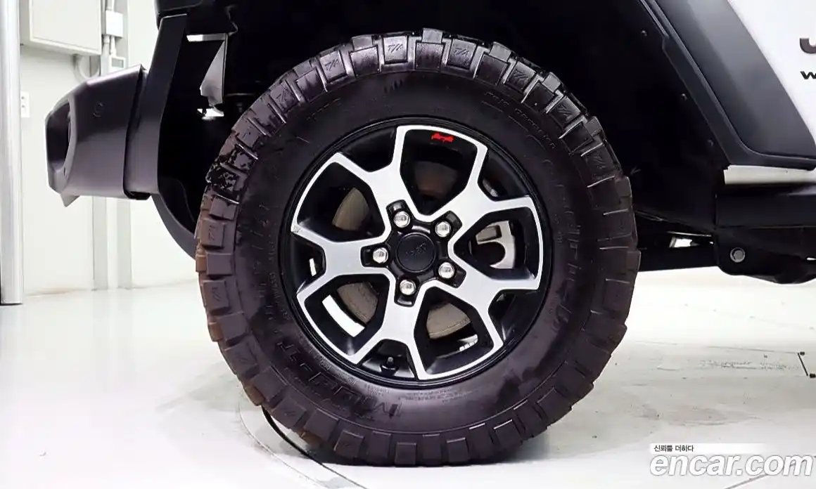 Jeep Wrangler 2022 2.0 автомат (гидро), фото 5
