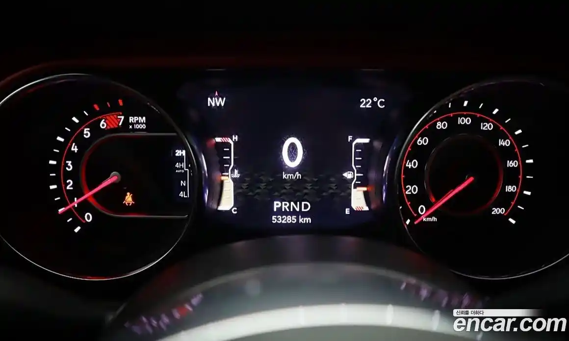 Jeep Wrangler 2022 2.0 автомат (гидро), фото 8