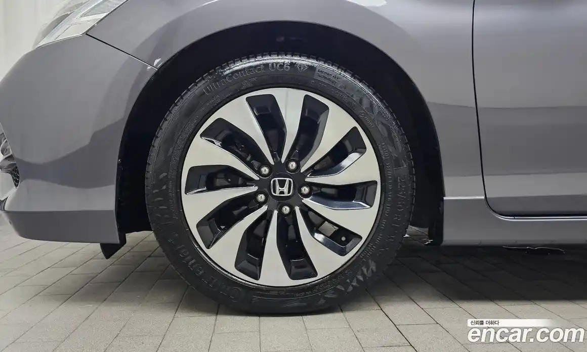 Honda Accord 2017 2.0 автомат (гидро), фото 5