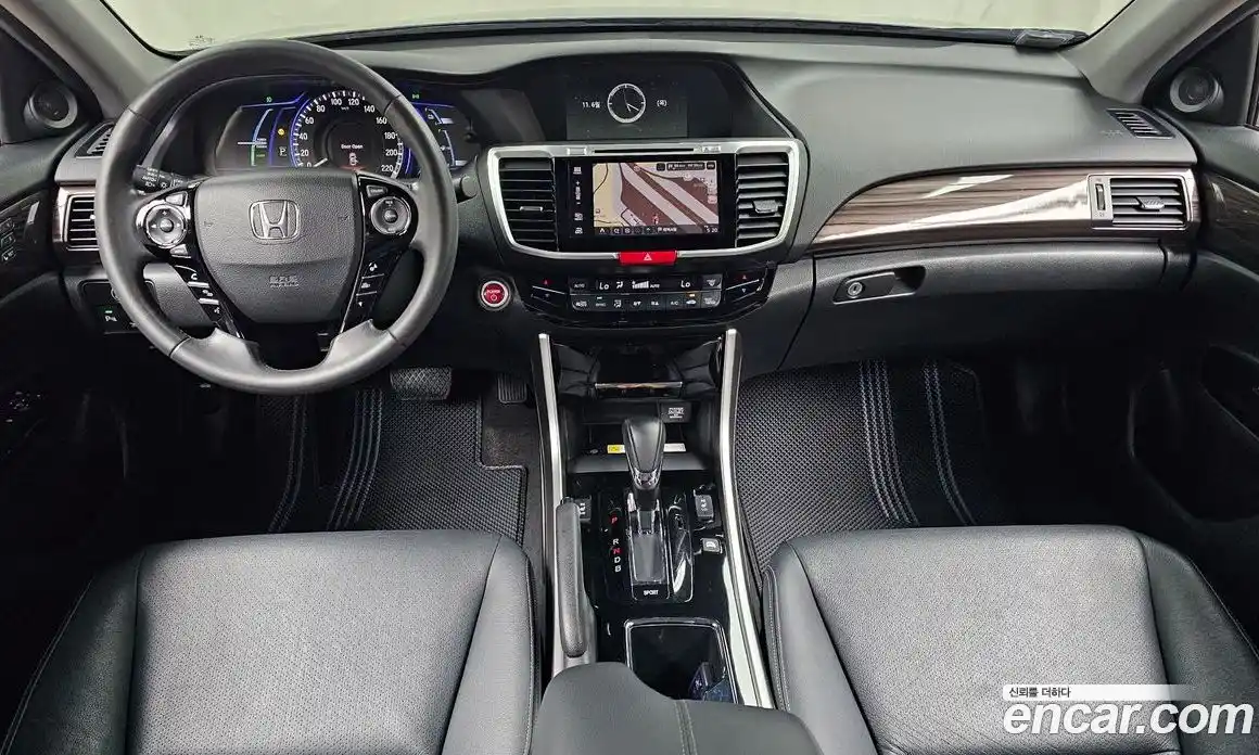 Honda Accord 2017 2.0 автомат (гидро), фото 7