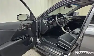 Honda Accord 2017 2.0 автомат (гидро), миниатюра 10