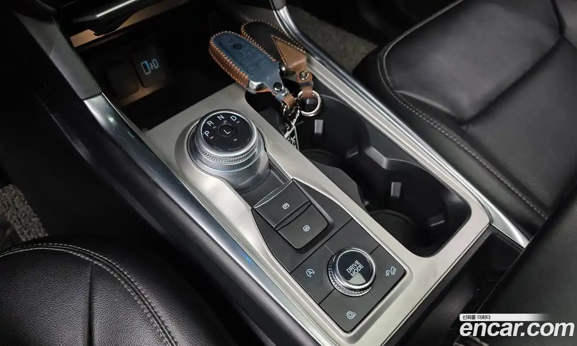 Ford Explorer 2022 2.3 автомат (гидро), фото 12