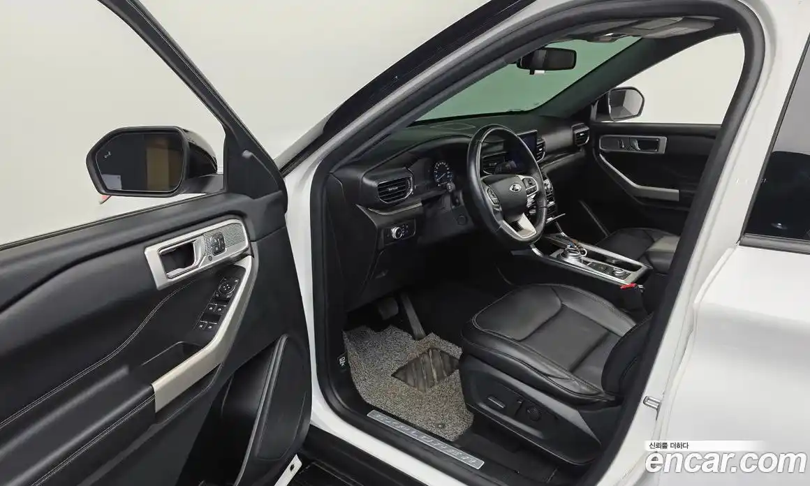 Ford Explorer 2022 2.3 автомат (гидро), фото 13
