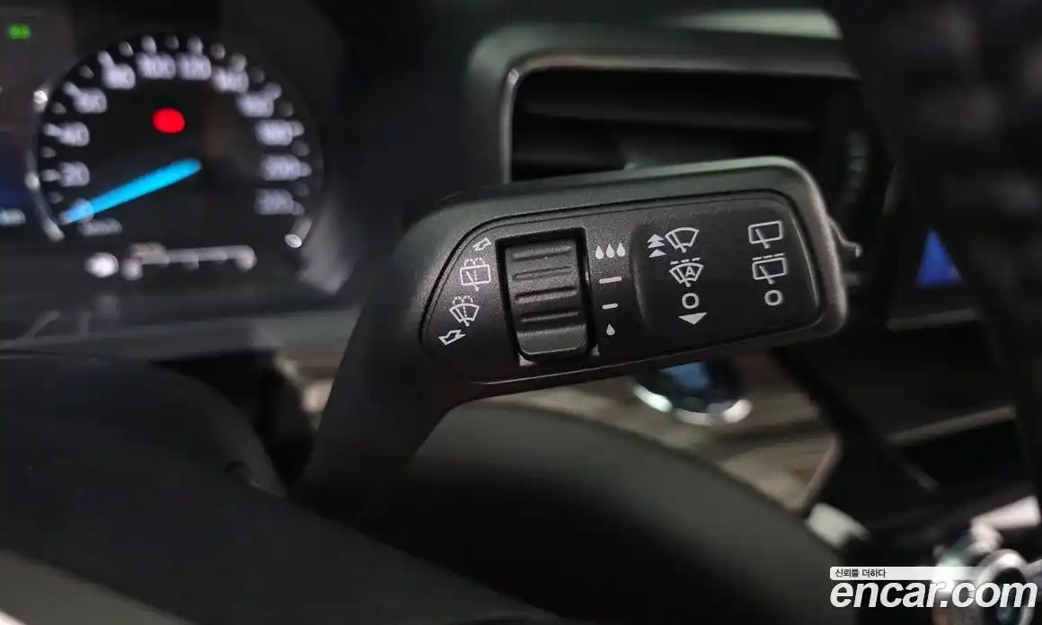 Ford Explorer 2022 2.3 автомат (гидро), фото 32