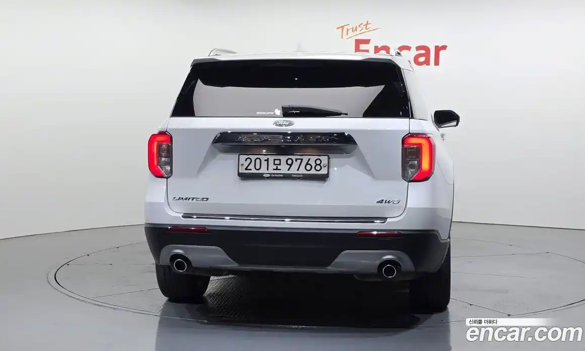 Ford Explorer 2022 2.3 автомат (гидро), фото 4