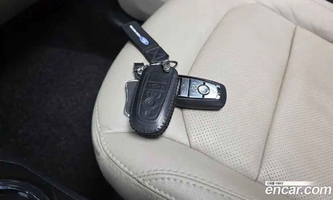 Ford Explorer 2019 2.3 автомат (гидро), фото 30