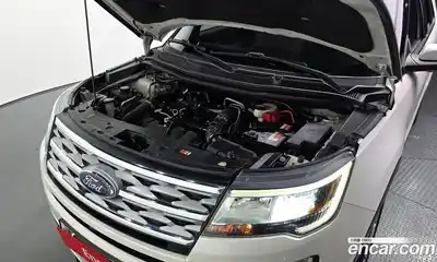 Ford Explorer 2019 2.3 автомат (гидро), миниатюра 5