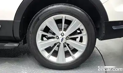 Ford Explorer 2019 2.3 автомат (гидро), миниатюра 6
