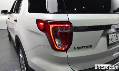Ford Explorer 2019 2.3 автомат (гидро), миниатюра 8