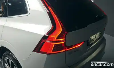 Volvo XC60 2021 2.0 автомат (гидро), миниатюра 9