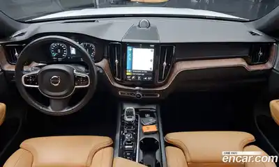 Volvo XC60 2021 2.0 автомат (гидро), миниатюра 10