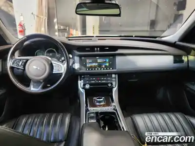 Jaguar XF 2018 2.0 автомат (гидро), миниатюра 11 Jaguar XF 2018 2.0 автомат (гидро), миниатюра 11