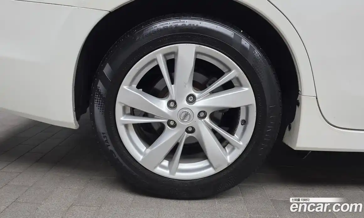 Nissan Altima 2014 2.5 автомат (гидро), фото 5 Nissan Altima 2014 2.5 автомат (гидро), фото 5