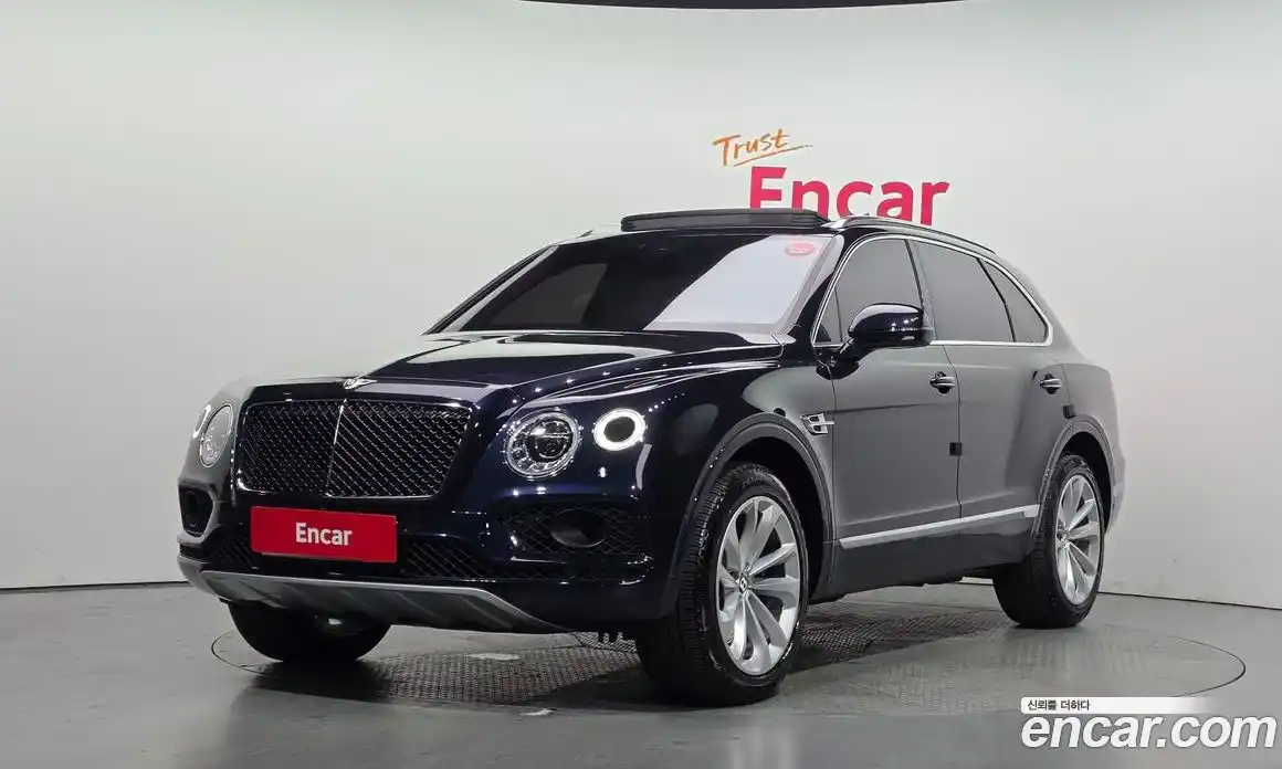 Bentley Bentayga 2019 4.0 автомат (гидро), фото 1 Bentley Bentayga 2019 4.0 автомат (гидро), фото 1