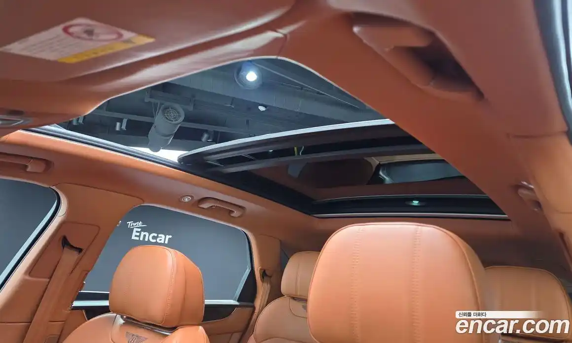 Bentley Bentayga 2019 4.0 автомат (гидро), фото 22 Bentley Bentayga 2019 4.0 автомат (гидро), фото 22