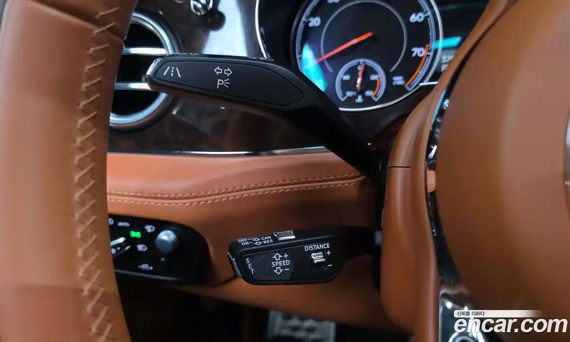 Bentley Bentayga 2019 4.0 автомат (гидро), фото 29 Bentley Bentayga 2019 4.0 автомат (гидро), фото 29