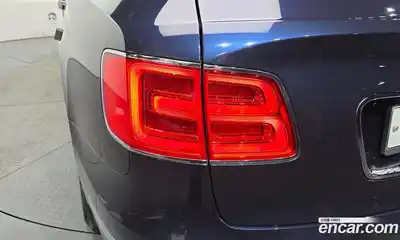 Bentley Bentayga 2019 4.0 автомат (гидро), миниатюра 9 Bentley Bentayga 2019 4.0 автомат (гидро), миниатюра 9
