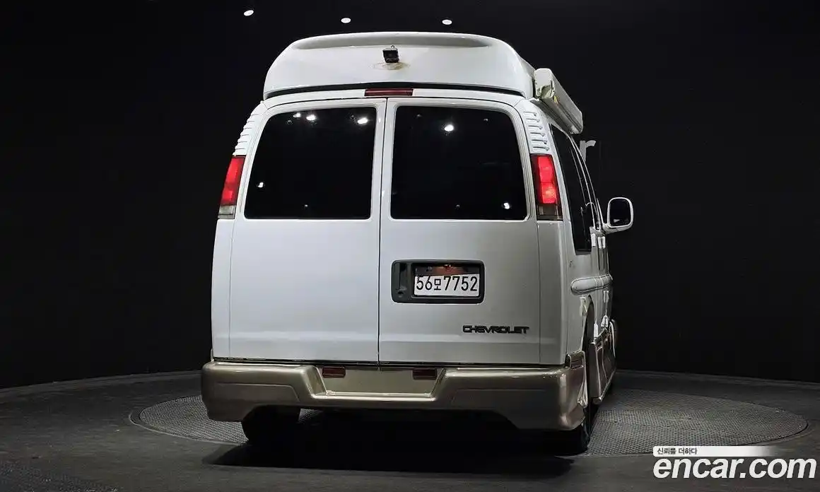 Chevrolet Chevy Van 2002 5.7 автомат (гидро), фото 4