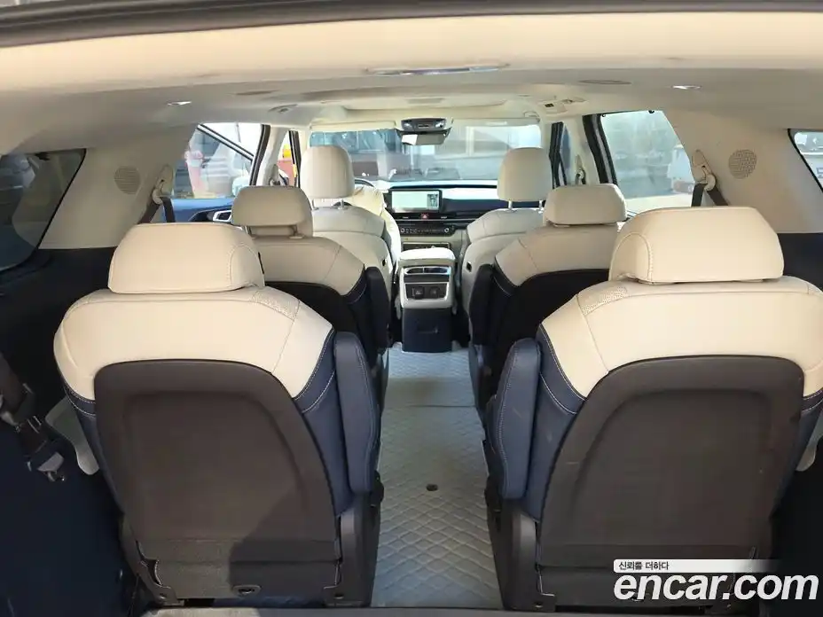 Kia Carnival 2025 1.6 автомат (гидро), фото 11