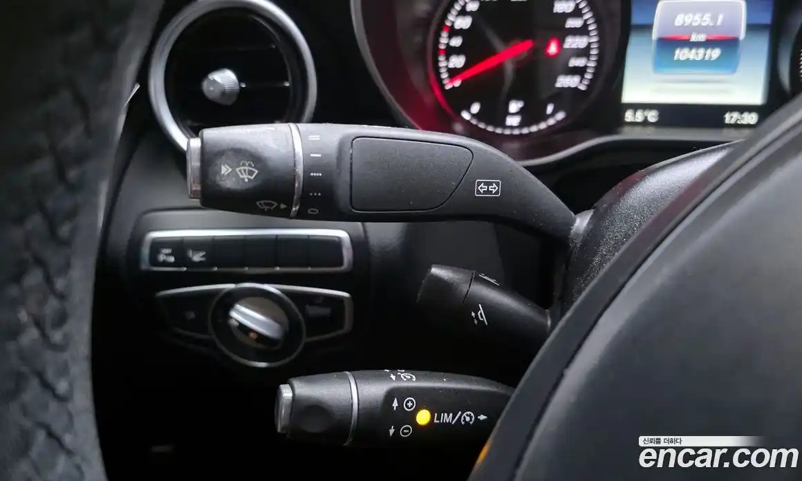 Mercedes-Benz C-Class 2017 2.0 автомат (гидро), фото 18