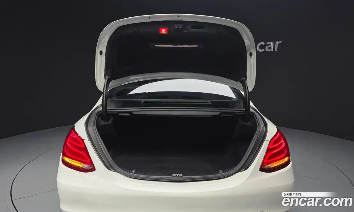 Mercedes-Benz C-Class 2017 2.0 автомат (гидро), фото 20