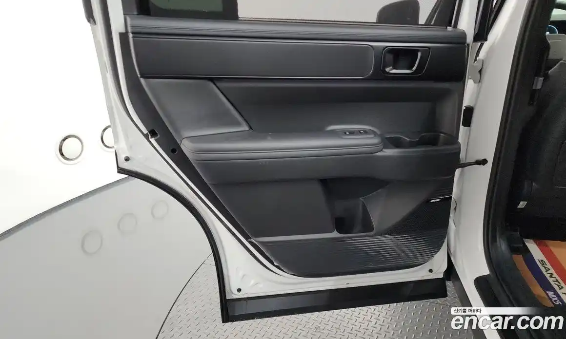 Hyundai Santa Fe 2023 2.5 автомат (гидро), фото 15