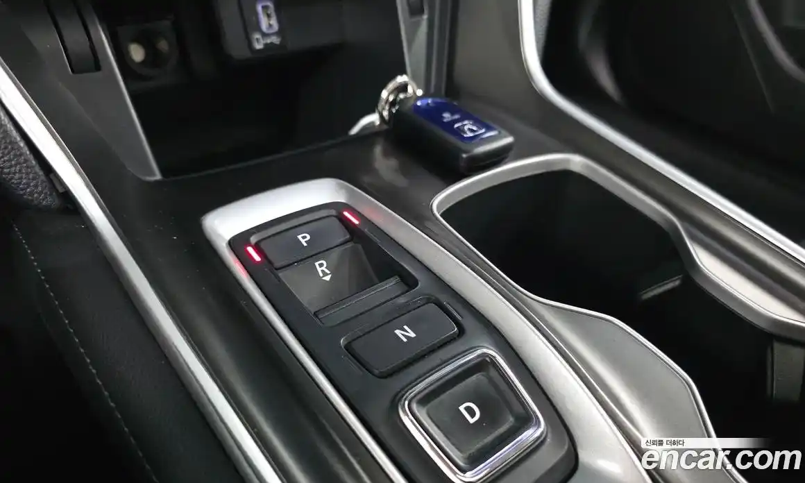 Honda Accord 2019 2.0 автомат (гидро), фото 12