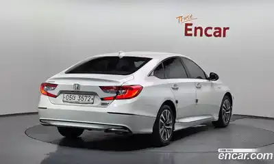 Honda Accord 2019 2.0 автомат (гидро), миниатюра 2