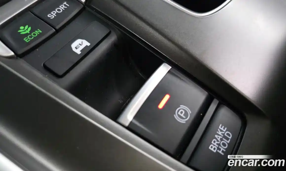 Honda Accord 2019 2.0 автомат (гидро), фото 34