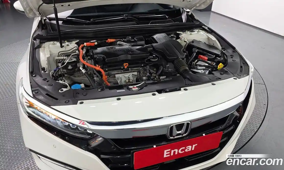 Honda Accord 2019 2.0 автомат (гидро), фото 6