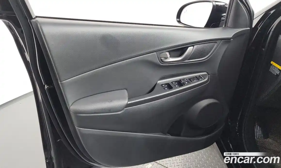 Hyundai Kona 2020 1.6 автомат (гидро), фото 14