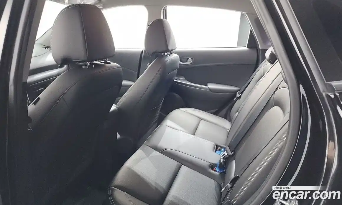 Hyundai Kona 2020 1.6 автомат (гидро), фото 23
