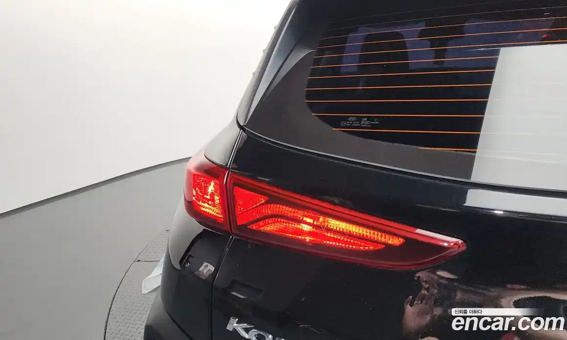 Hyundai Kona 2020 1.6 автомат (гидро), фото 9