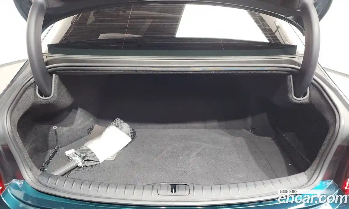 Genesis G80 2025 0.2 автомат (гидро), фото 23