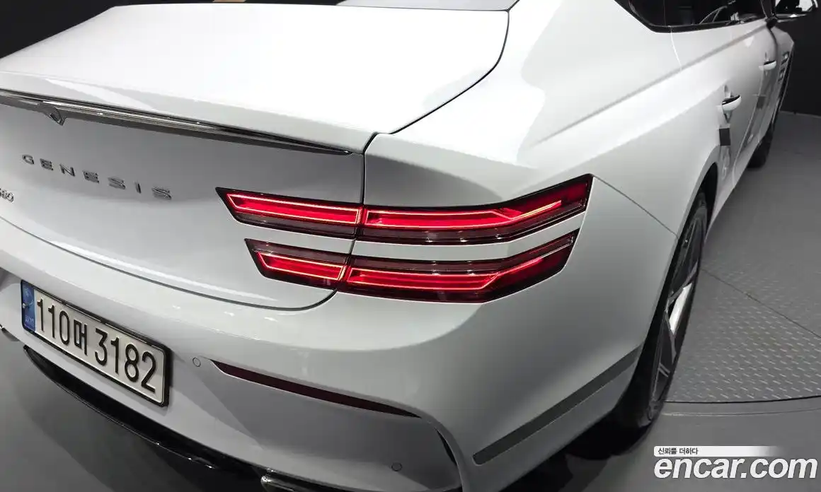 Genesis G80 2022 2.5 автомат (гидро), фото 9