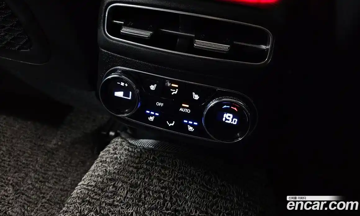 Genesis GV70 2022 2.5 автомат (гидро), фото 19