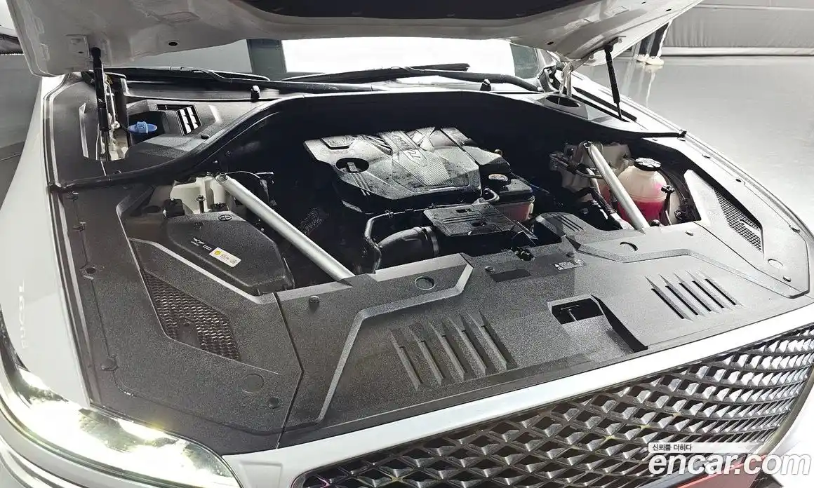 Genesis GV70 2022 2.5 автомат (гидро), фото 6