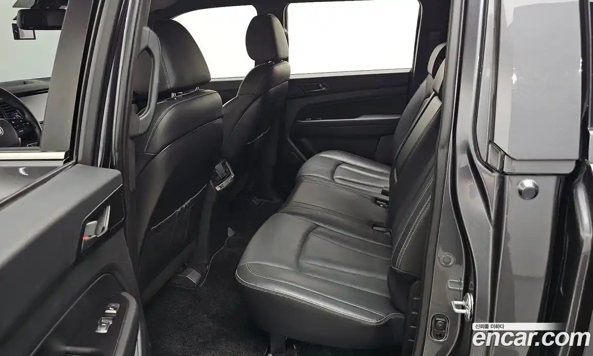 SsangYong Rexton 2019 2.2 автомат (гидро), фото 16