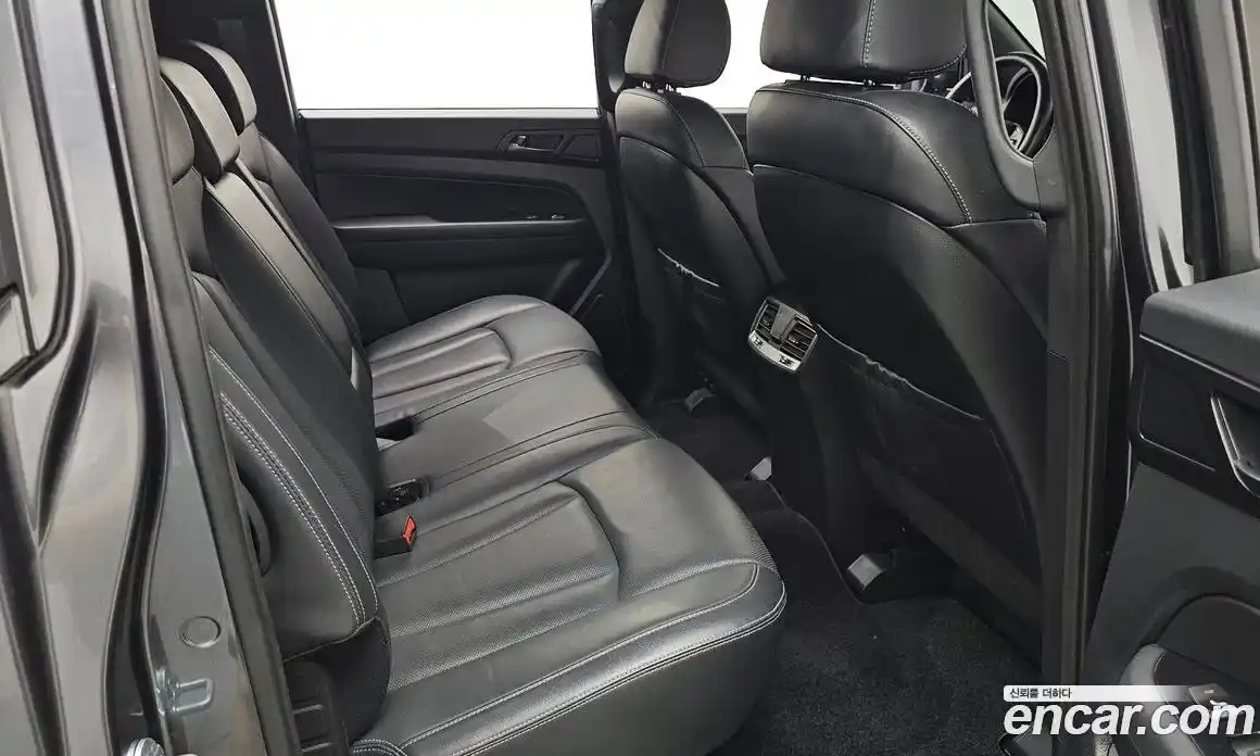 SsangYong Rexton 2019 2.2 автомат (гидро), фото 17