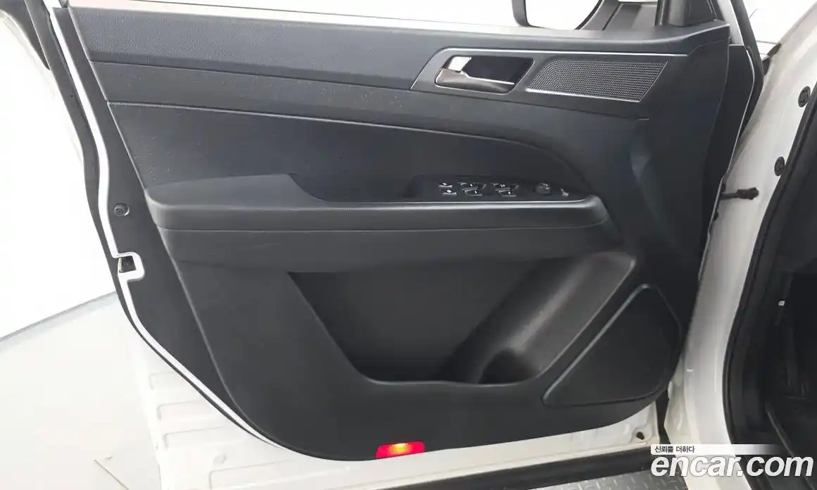 SsangYong Rexton 2023 2.2 автомат (гидро), фото 14