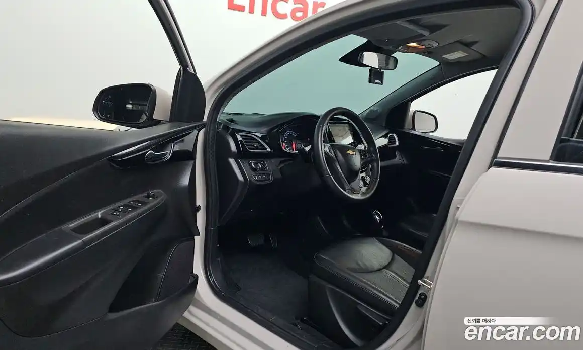 Chevrolet Spark 2020 1.0 автомат (гидро), фото 13
