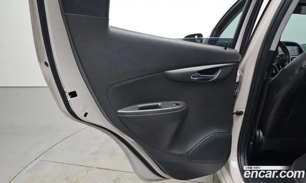 Chevrolet Spark 2020 1.0 автомат (гидро), фото 15