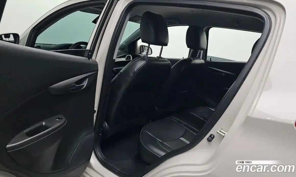 Chevrolet Spark 2020 1.0 автомат (гидро), фото 17
