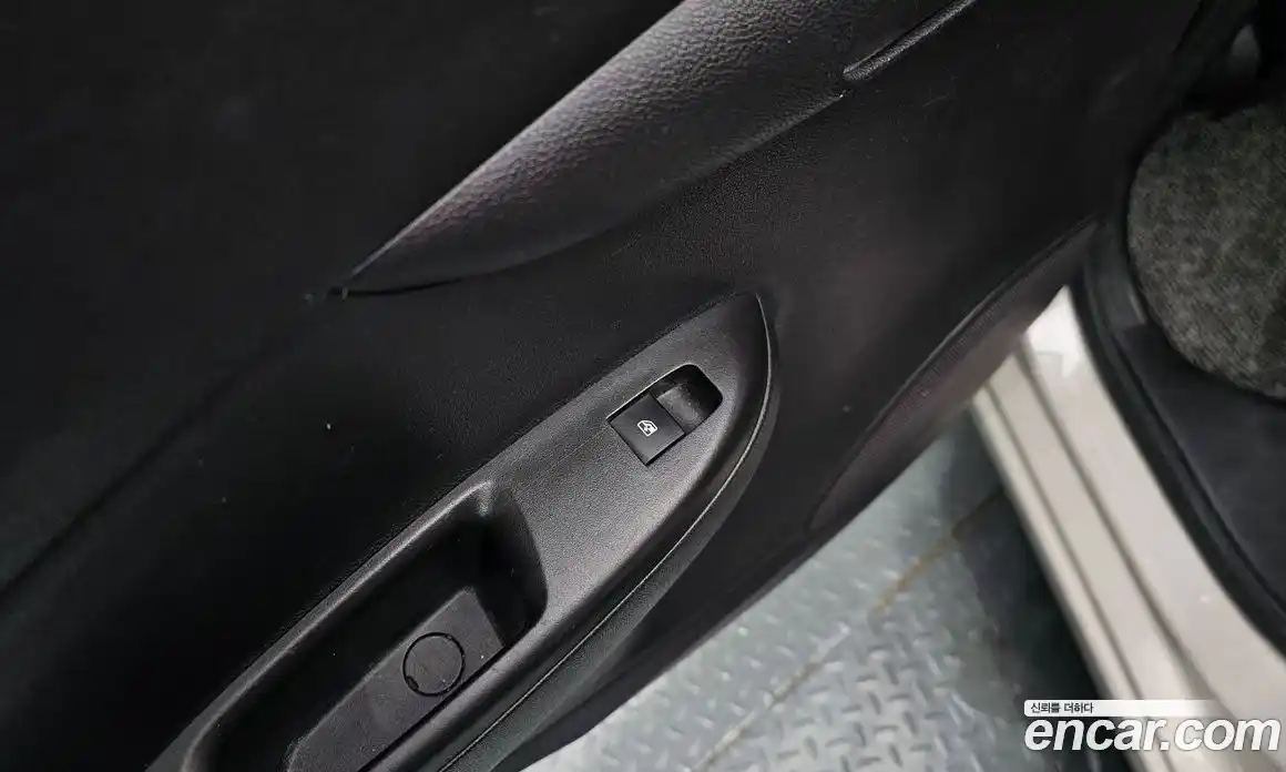 Chevrolet Spark 2016 1.0 автомат (гидро), фото 18