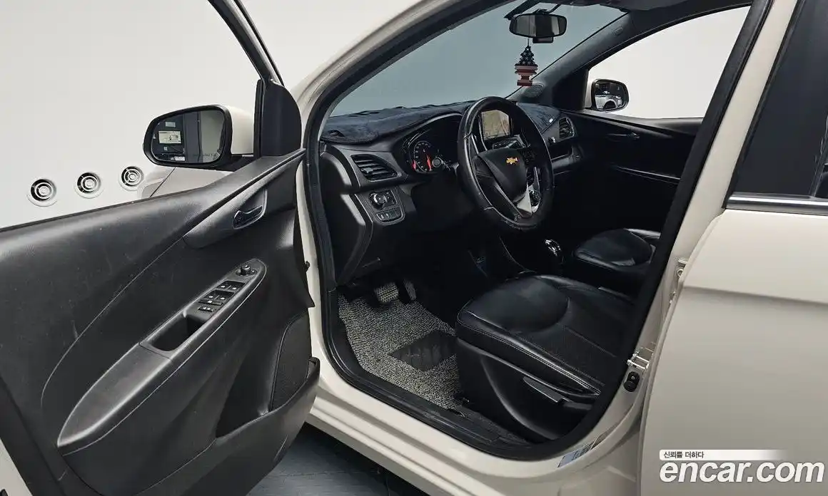 Chevrolet Spark 2016 1.0 автомат (гидро), фото 13